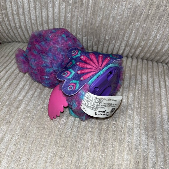 Hatchimals Peacat Peacock Interactive Cat Pet Pink Blue Purple toy - Picture 3 of 3